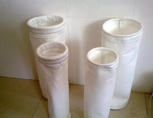 覆膜涤纶针刺毡除尘器布